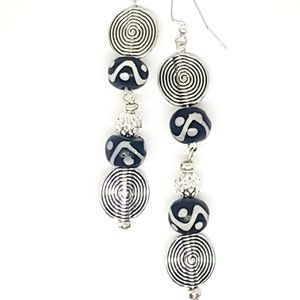Drop earrings, black and white, lightweight 3"